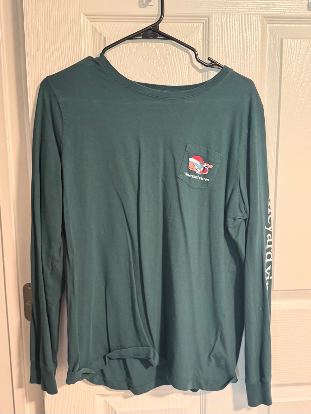 Vineyard Vines Women’s Long-Sleeve Pocket Tee — Deep Teal with Holiday Whale